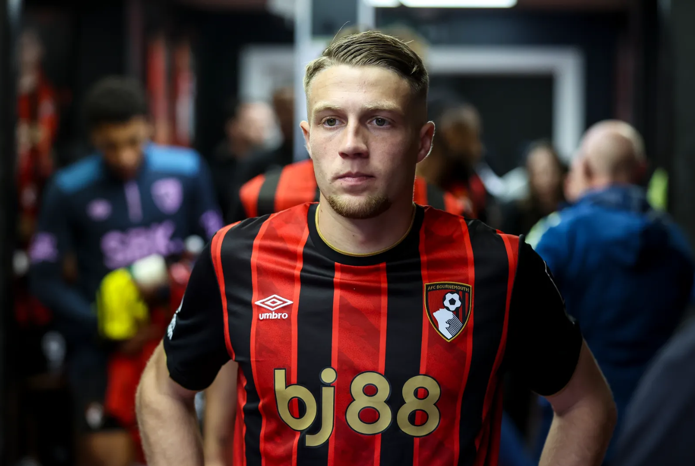 无缝融入伯恩茅斯！23 岁边卫特鲁弗特：英超节奏虽快，但我的风格正适配