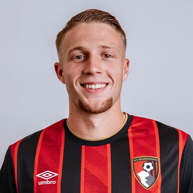 阿德里安・特吕费尔